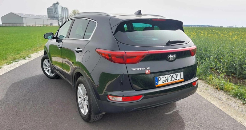 Kia Sportage cena 73900 przebieg: 175000, rok produkcji 2016 z Witkowo małe 211